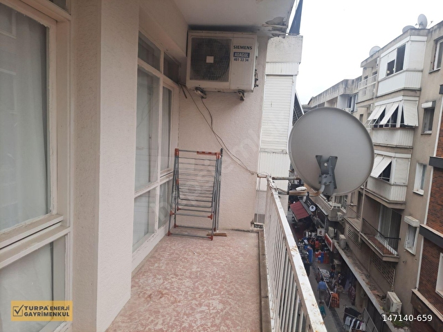 Karşıyaka Çarşı Paralel Sokağında Satılık 148 M2 3+1 Daire - Görsel 25