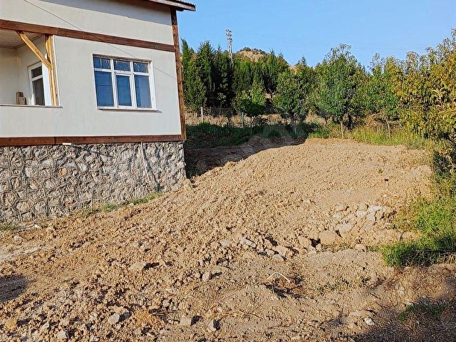 MT EMLAKTAN ACİL DEĞİRMENDEREDE 1500 m2 TARLA-SIFIR EV - Görsel 2
