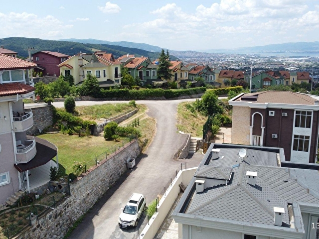 KOCAELİ BAŞİSKELE YEŞİLKENTTE SATILIK %40 VILLA VE KONUT İMARLI  ARSA - Görsel 21