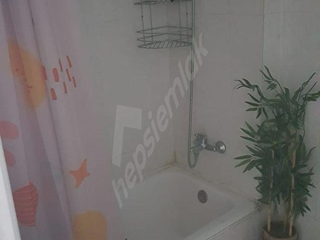 BAYRAKLI YÜZBAŞI İBRAHİM HAKKI CADDESİ ÜZERİNDE GÜVENLİKLİ SİTEDE 2+1 DOĞALGAZLI KİRALIK DAİRE - Görsel 12