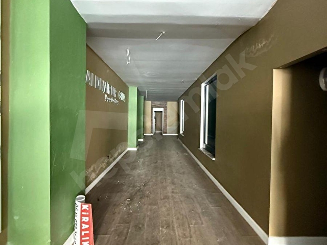 Dalaman Merkezde Kiralık 280m² Geniş Dükkan - Görsel 5
