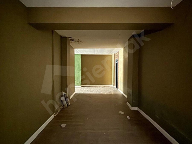 Dalaman Merkezde Kiralık 280m² Geniş Dükkan - Görsel 12