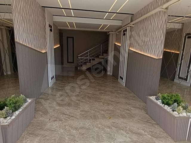 AKASYADA SİTE İÇİNDE SATILIK 3+1 GENİŞ DAİRE - Görsel 2