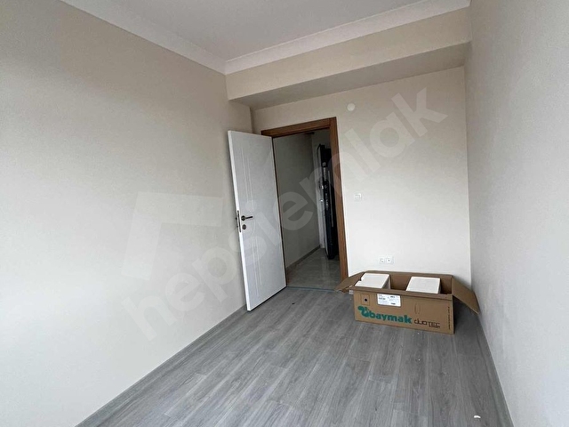 MUHTEŞEM KONUMDA SITE IÇERISINDE SIFIR DAIRE - Görsel 14