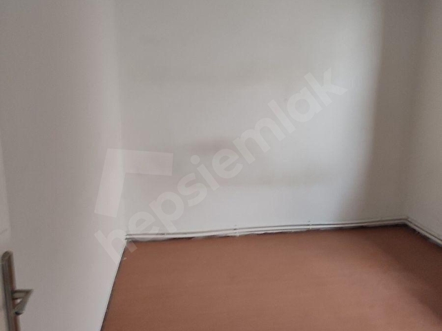 Bakırlı Mahallesi Hüdai Oral Cad. Yakın 2+1 Kiralık Daire - Görsel 11