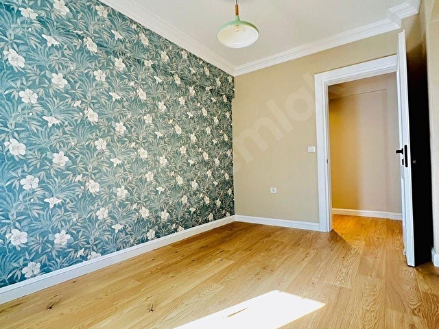 Adres emlak - Kemeraltı mh. Müstakil girişli 3+1 kapalı mutfaklı düz daire - Görsel 22