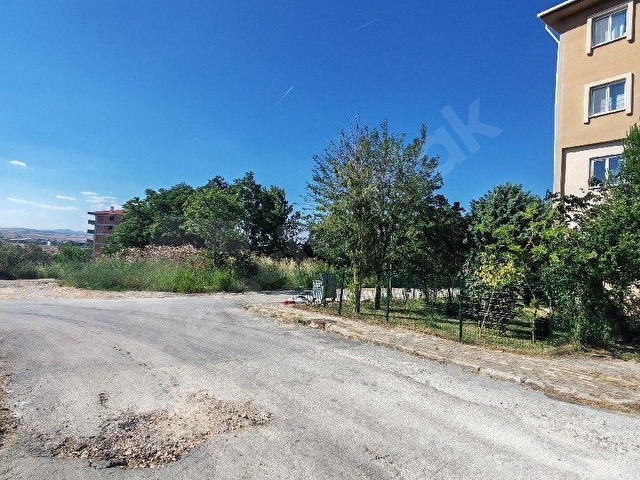 AKBULUT GAYRİMENKULDEN KURTULUŞ MAHALLESİNDE ESKİ TOKİDE KİRALIK 2+1 DAİRE - Görsel 5