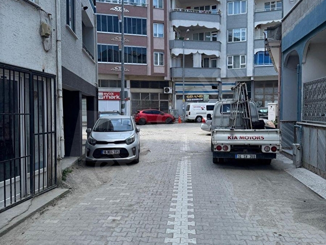 ÇARŞI İÇİ TİCARİ ARSA - Görsel 24