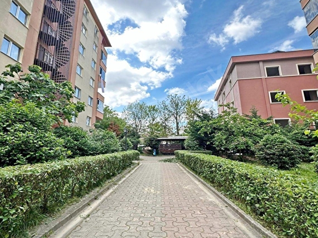 SANCAKTEPE A.GAZİ METRO YANI SİTEDE KATILIMEVİNE UYGUN 2+1 DAİRE
