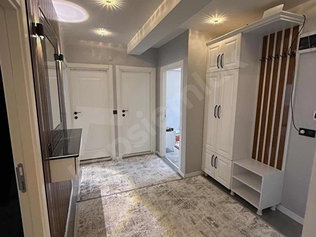 GÜZELYURT MAH. METROBÜSE YAKIN GENİŞ BOŞ 3+1 DAİRE - Görsel 7