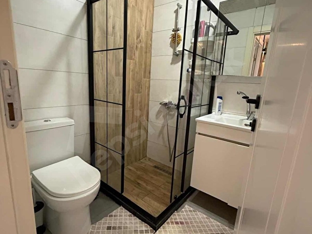 GÜZELYURT MAH. METROBÜSE YAKIN GENİŞ BOŞ 3+1 DAİRE - Görsel 17