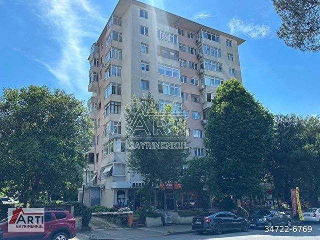BAYAR CADDESİ ÜZERİNDE YEŞİLLİKLERİN İÇİNDE 3+1 SATILIK DAİRE - Görsel 5