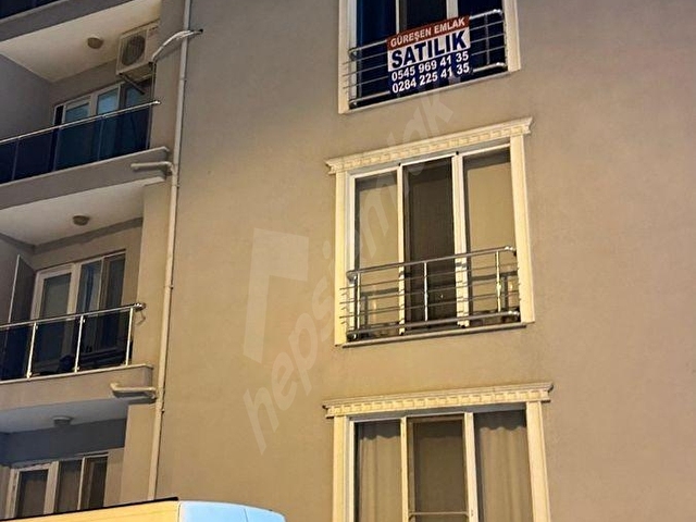 BUÇUKTEPE MEVKİİNDE ASANSÖRLÜ ARA KAT 3+1 SATILIK DAİRE - Görsel 7