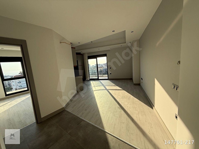AVSALLAR ALONE TOWER SİTESİNDE LÜKS KONSEPTTE 8.KAT 2+1 71M2 FUL DENİZ MANZARALI KAT MÜLKİYETLİ - Görsel 12