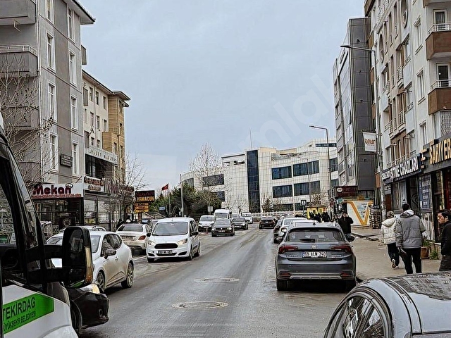 Devlet hastanesi ve adliyenin hemen yanında 3+1 - Görsel 4