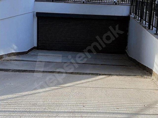 FATİH MAHALLESİ 4 BLOK SİTE İÇERİSİNDE 3+1 160 M2 KARE - Görsel 2