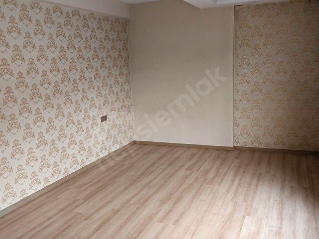 2+1 KİRALIK DAİRE CUMHURİYET MAH.DE SİTE İÇERİSİNDE OTOPARKLI - Görsel 7