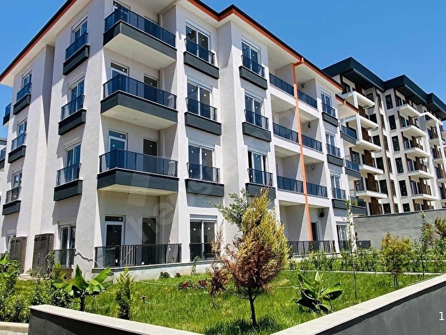 ALTINTAŞ MAHALLESİNDE SİTE İÇERİSİNDE SATILIK 1+1 DAİRE