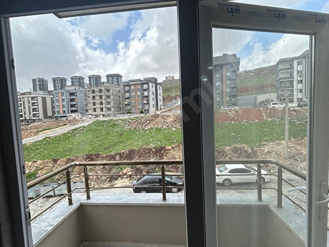 TAVZE GAYRİMENKULDAN KARAKÖPRÜDE SATILIK 2+0 ARAKAT YENİ DAİRE. - Görsel 7