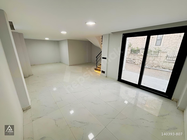 AKARCADA DENİZE YÜRÜME MESAFESİNDE | 3+2 SIFIR VİLLA - Görsel 22