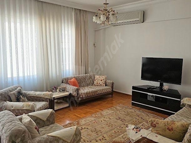 MODA SAHİLE ÇOK YAKIN KİRALIK 3+1  DAİRE - Görsel 5