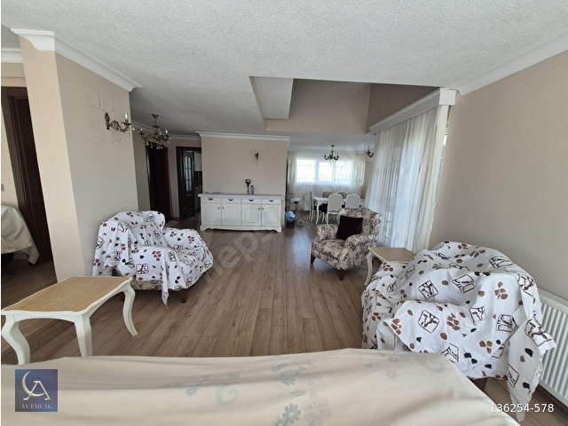 Tulumtaş Elitler Sitesinde  Lüks Mobleli 5+2 Kiralık Villa - Görsel 10