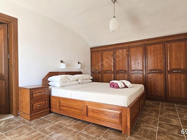 Kalkan Merkezde Kışla Bölgesinde İmarlı 4 Odalı Müstakil Villa - Görsel 9