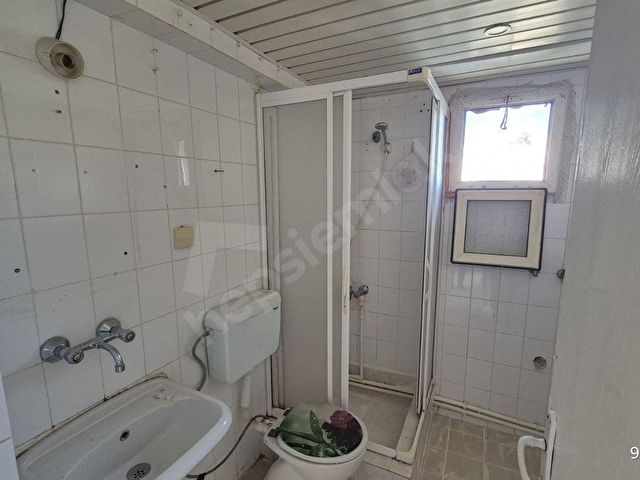 TURYAP GAZİEMİRDEN ZAFER MAH EVKA 7 DE ÖNÜ AÇIK FERAH DAİRE - Görsel 15