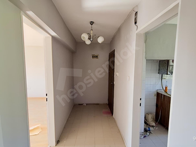 TURYAP GAZİEMİRDEN ZAFER MAH EVKA 7 DE ÖNÜ AÇIK FERAH DAİRE - Görsel 8