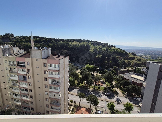 TURYAP GAZİEMİRDEN ZAFER MAH EVKA 7 DE ÖNÜ AÇIK FERAH DAİRE