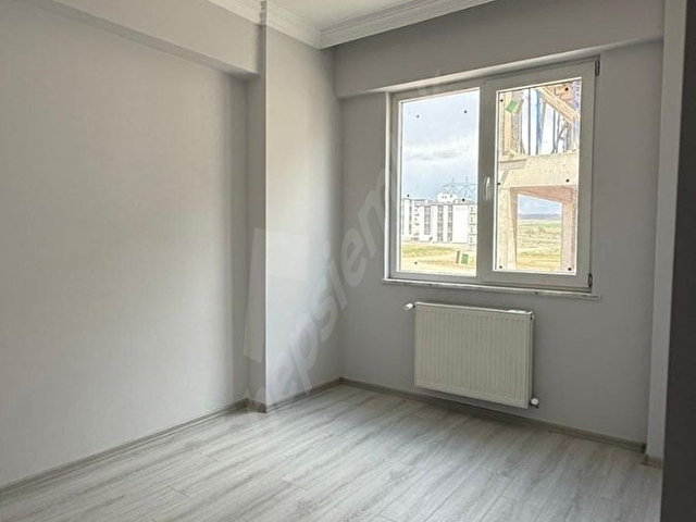 ÖZ GAYE EMLAKTAN DEVELİ HARMAN MAHALLESİNDE SATILIK SIFIR DAİRE - Görsel 2