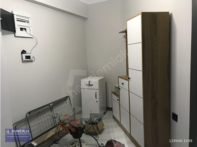 Bandırmada Hacı Yusufta Ara Kat Eşyalı 1+1 Satılık Daire - Görsel 15