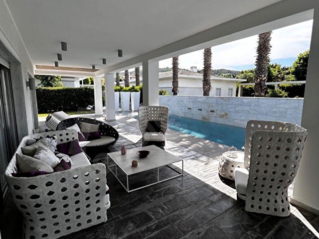 Çeşme Mamurbabada Havuzlu Kiralık Kupon Müstakil Villa - Görsel 6