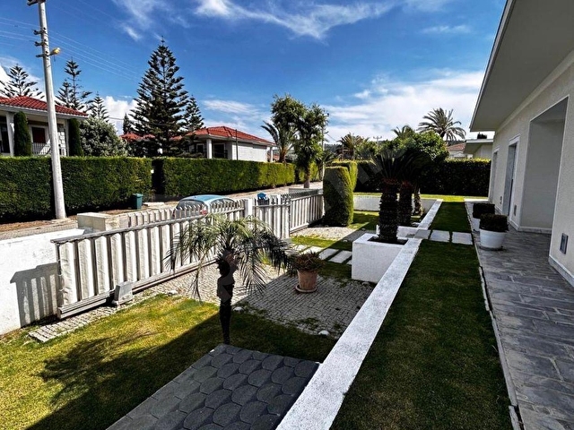 Çeşme Mamurbabada Havuzlu Kiralık Kupon Müstakil Villa - Görsel 12