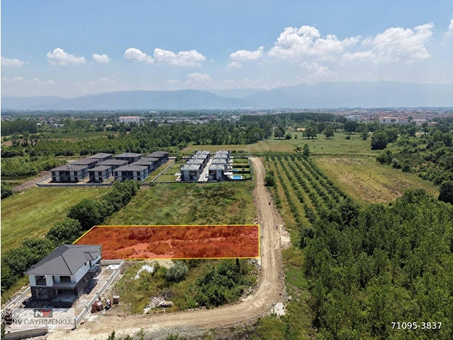 KUYUMCU HACIALİ MAHALLESİNDE 1032 M2 SATILIK ARSA - Görsel 2