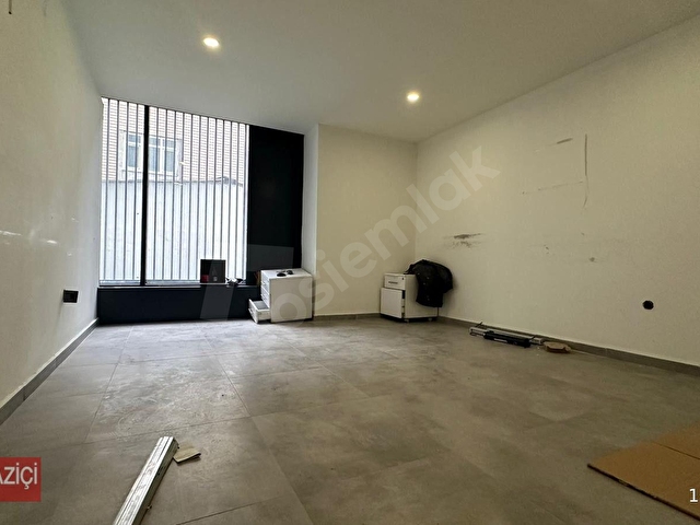 1600 M2 KİRALIK 3 KATLI DEV DÜKKAN/MAĞAZA - Görsel 26
