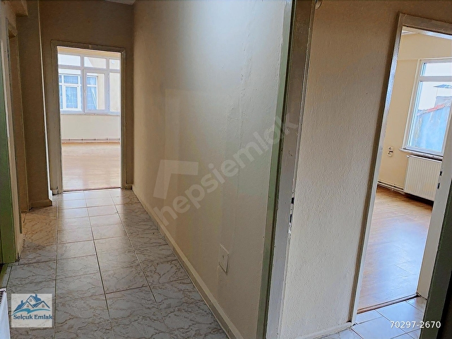 Karamürselde Kiralık Daire,Asansörlü,Ara Kat,Deniz,Körfez Mnz - Görsel 9