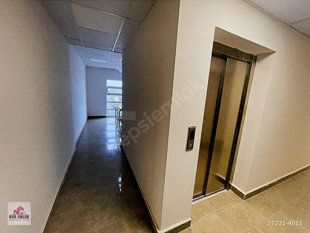 GÖKTÜRK NUR EMLAKTAN BOLLUCADA SİTEDE 1+1 80 M2 ARA KAT - Görsel 20