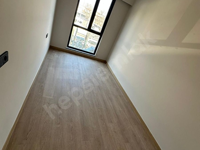 Bursa Kent Meydanı Yakınında | Sıfır 2+1 Ara Kat Otoparklı - Görsel 13