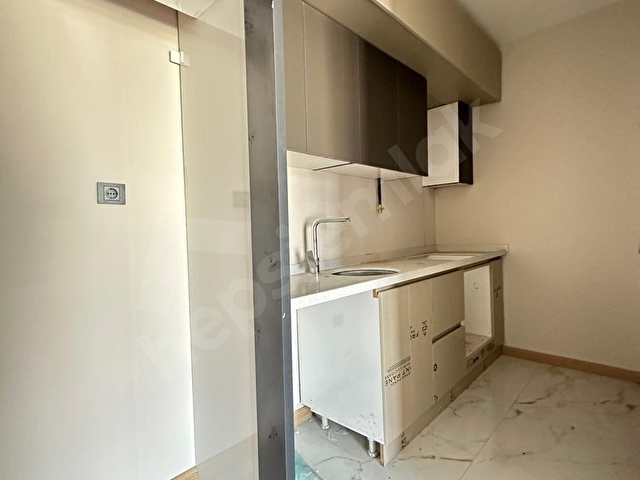 Bursa Kent Meydanı Yakınında | Sıfır 2+1 Ara Kat Otoparklı - Görsel 9