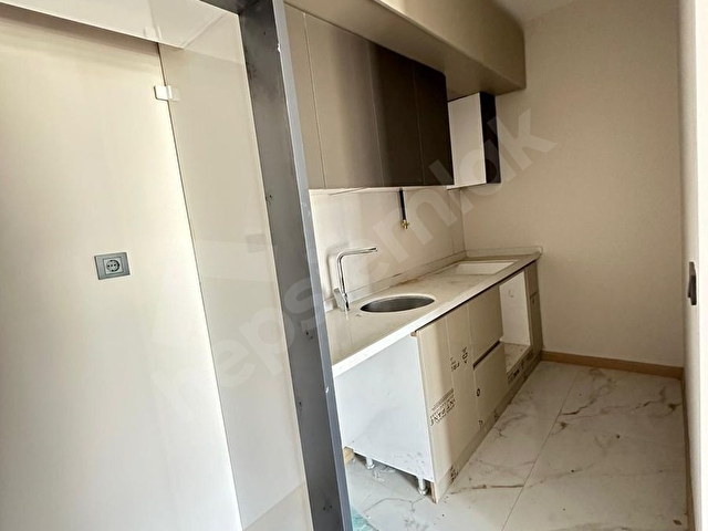 Bursa Kent Meydanı Yakınında | Sıfır 2+1 Ara Kat Otoparklı - Görsel 10