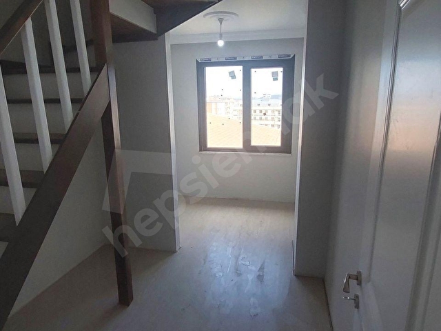 SULTANBEYLİ MİMAR SİNAN MH 5+1 DUBLEX SATILIK DAİRE - Görsel 12