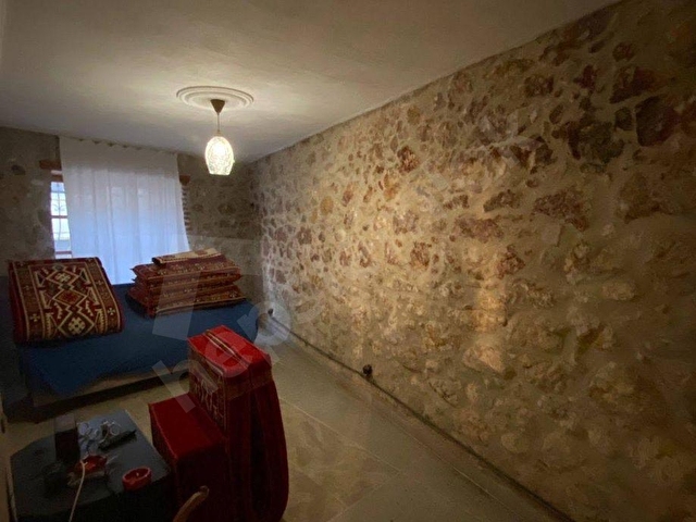 BURÇİN EMLAKTAN SATILIK TAS EV BALKONLU - Görsel 8