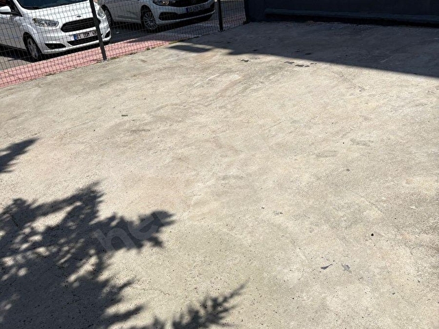 MERSİN ORTADOĞU KARŞISINDA KİRALIK 140M2 DÜKKAN - Görsel 15