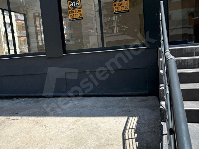 MERSİN ORTADOĞU KARŞISINDA KİRALIK 140M2 DÜKKAN - Görsel 17