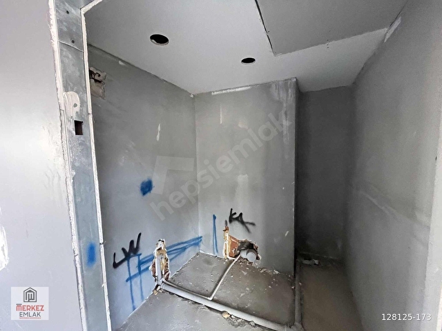 YUVACIK YEŞİLYURT MAH. ÇUHADAR CAD. ÜZERİNDE 85 m² KİRALIK OFİS - Görsel 15