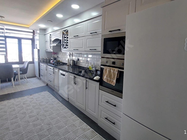 BARAJ GAYRİMENKULDEN ANA CADDE ÜZERİ DUBLEX TERASLI 7+1 DAİRE ! - Görsel 3