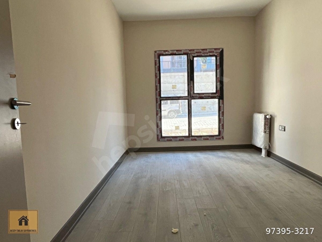 ALAZI TOKİDE 7.BÖLGE 1.ETAPTA KİRALIK 3+1 105M2 GİRİŞ KATI KULLANIŞLI SIFIR FERAH DAİRE - Görsel 4