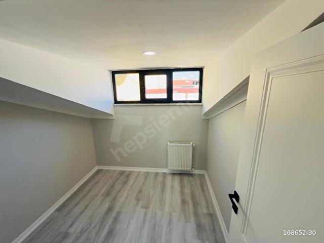 SATILIK 4+2 GÜNEY CEPHE MÜKEMMEL KONUM METRO MALL OF İST 1 DK - Görsel 24