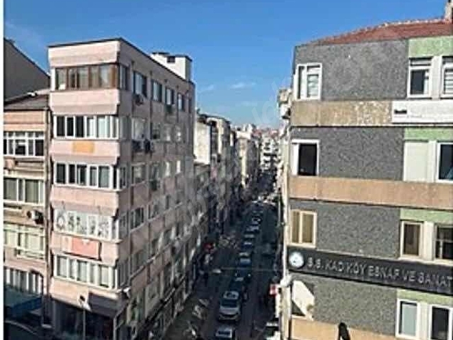 ALTIYOL KUŞDİLİ CADDESİ ÜZERİ MERKEZİ KONUMDA SATILIK 75 m2 OFİS - Görsel 11